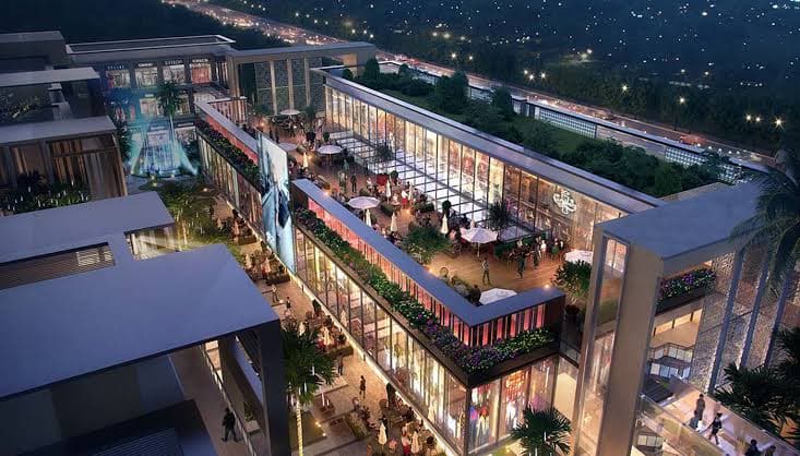 Exotica 132 Retail Facade